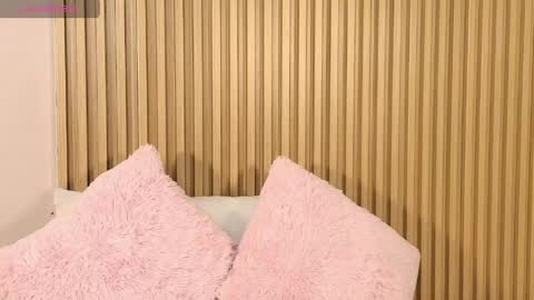 Snapshot of emily_sweett12 chatting on 06/08/26, 12:05 Emily online show from 06/08/26, 12:05