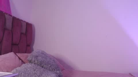 emily_w2 online show from 03/03/25, 02:15