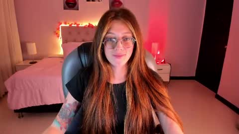 emily_warren__ online show from 04/06/26, 09:05