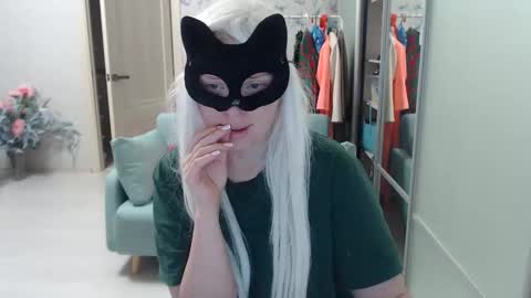 Emily online show from 02/06/26, 05:16