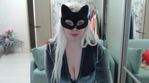 Emily online show from 02/10/26, 04:44