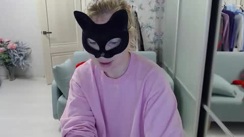 Emily online show from 03/03/26, 05:52