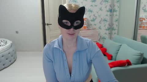 Emily online show from 05/22/26, 05:29
