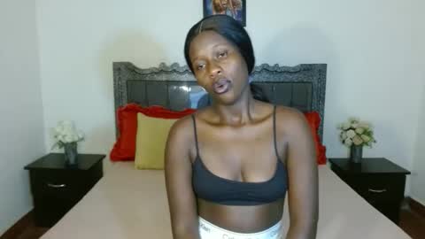 Snapshot of emilyblack202 chatting on 02/11/26, 04:06 Emily online show from 02/11/26, 04:06