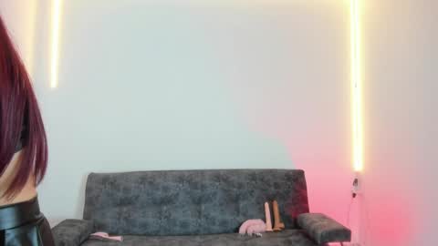 Snapshot of emilyblonde01 chatting on 03/29/26, 09:26 emilyblonde01 online show from 03/29/26, 09:26