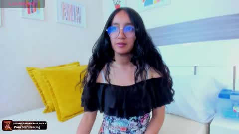 Snapshot of emilyblussh chatting on 02/16/26, 06:04 Emily Bluush online show from 02/16/26, 06:04