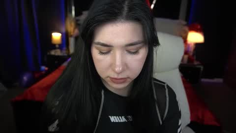 Emy online show from 02/09/26, 07:23