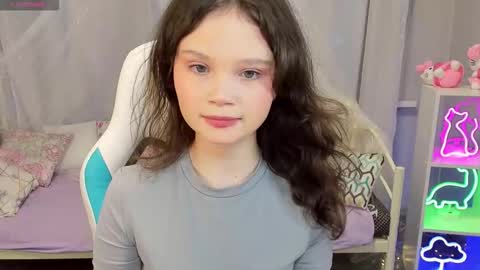 Emilyhaves online show from 01/16/26, 07:01