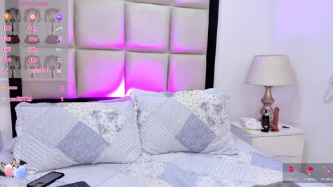 Emily online show from 12/05/24, 06:43