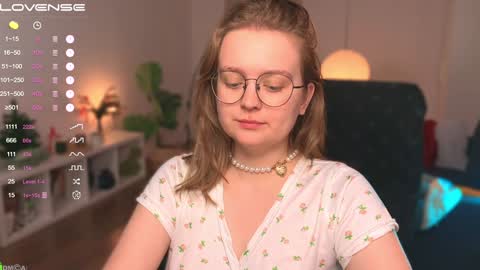 Emily  online show from 01/12/25, 12:12