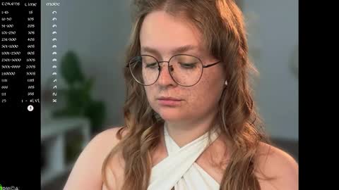 Emily  online show from 09/14/25, 12:04