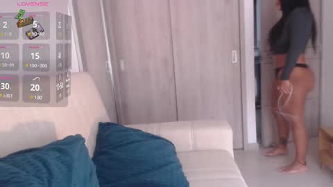 Emily online show from 02/05/25, 02:37