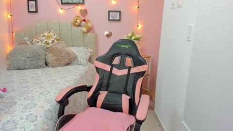 Emily online show from 11/15/25, 10:37