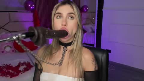 Emily Hendrix online show from 02/15/25, 11:58