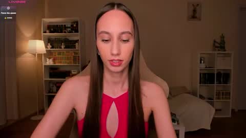 Snapshot of emilyhoston chatting on 07/15/26, 08:25 Alina online show from 07/15/26, 08:25