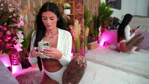 Emily  online show from 09/09/25, 05:34