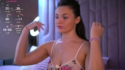 Emily online show from 10/03/25, 09:17