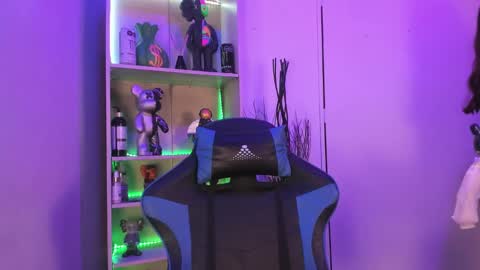 VALEEEN online show from 01/10/25, 03:58