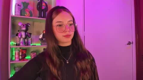 VALEEEN online show from 01/28/25, 03:57