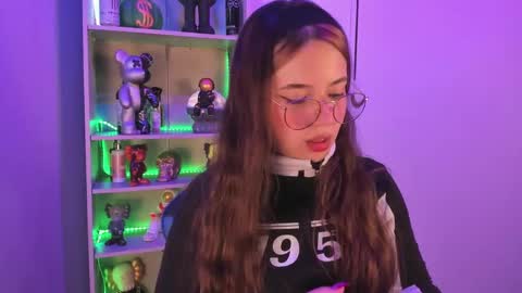 VALEEEN online show from 01/30/25, 04:02