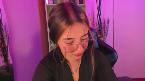 VALEEEN online show from 02/24/25, 03:53