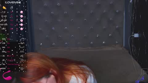 EmilyKents online show from 02/04/25, 07:40