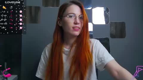 EmilyKents online show from 02/13/25, 07:45