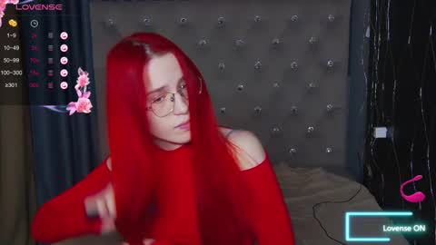 EmilyKents online show from 10/06/25, 01:47