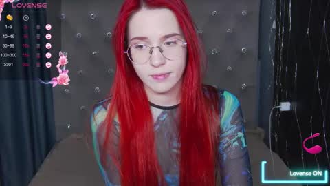 EmilyKents online show from 10/09/25, 02:31