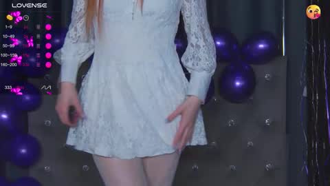 EmilyKents online show from 11/29/25, 02:03