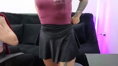 emily  friends online show from 09/12/25, 04:40