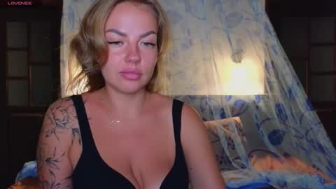 Emily Robbie online show from 02/05/26, 04:33