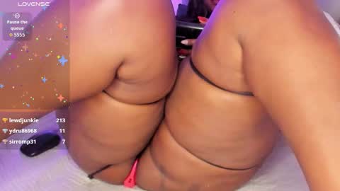         online show from 10/08/25, 06:16