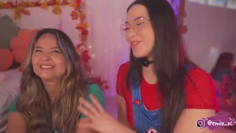 Snapshot of emilys_scott chatting on 10/26/25, 02:34 Emy online show from 10/26/25, 02:34