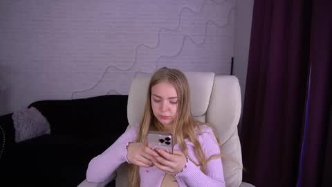  MY NAME IS Emily WELCOME EVERYONE I WILL BE HAPPY TO GIVE YOU WHAT YOU HAVE DREAMED OF FOR SO LONG online show from 10/19/25, 06:14