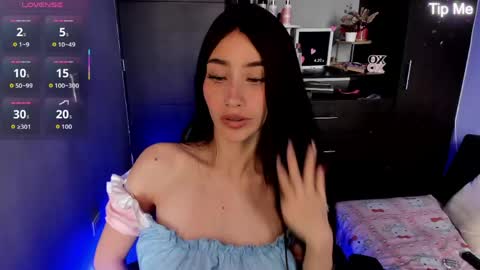 Emy online show from 05/14/26, 02:02