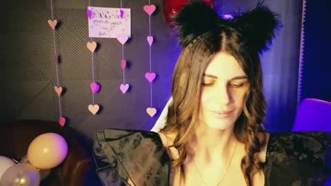 Snapshot of emilytucker chatting on 02/22/25, 04:51 Emily online show from 02/22/25, 04:51