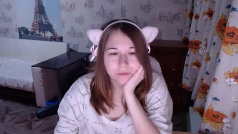 Snapshot of emilyway chatting on 12/16/24, 12:06 emilyway online show from 12/16/24, 12:06