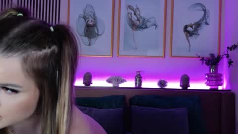 EmilyWess online show from 03/06/26, 05:31