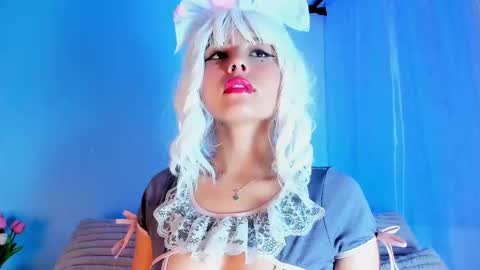    online show from 10/12/25, 11:37