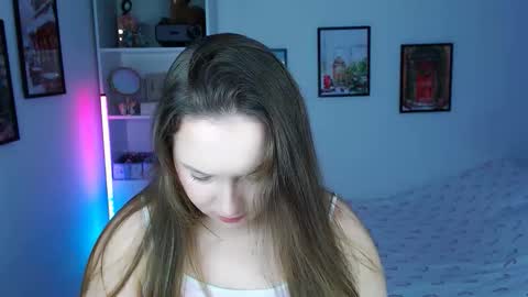 Emily online show from 01/06/26, 01:20