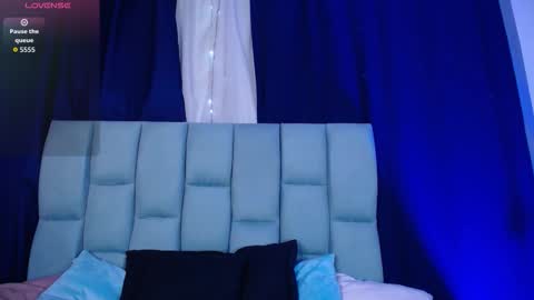 Emily  online show from 12/03/25, 03:14