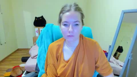 Emily online show from 02/25/25, 06:53