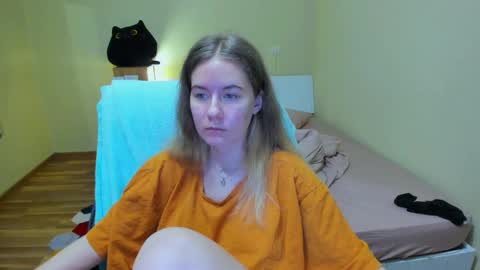 Emily online show from 03/12/25, 07:06