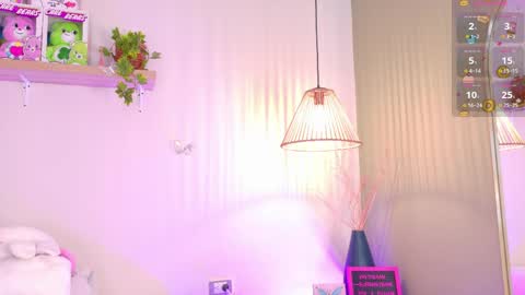 Emily Bank online show from 05/08/26, 07:52