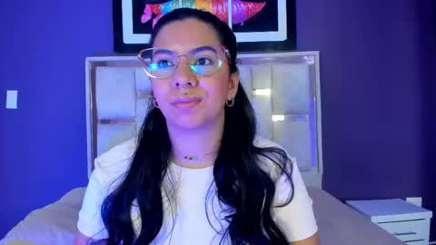 emilyy_cooperr online show from 02/05/26, 12:10