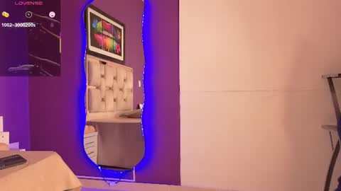 Snapshot of emilyy_cooperr chatting on 06/20/26, 12:30 emilyy_cooperr online show from 06/20/26, 12:30