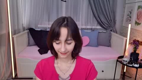 Snapshot of emilyyswonn chatting on 10/28/25, 04:53 Emily online show from 10/28/25, 04:53