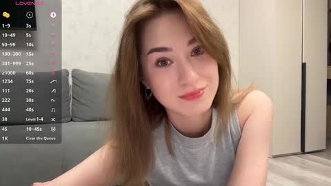 Nadya online show from 10/05/25, 10:51