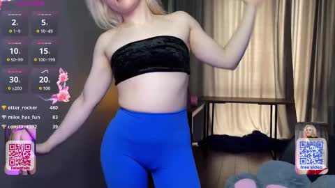 Snapshot of eminent_eva chatting on 03/10/25, 07:10 Eminent Eva online show from 03/10/25, 07:10